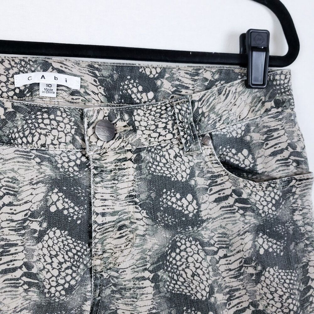 Cabi Snakeskin Jeans Womens 10 Slim Straight Modern Neutral Office Capsule Gray - Picture 2 of 10